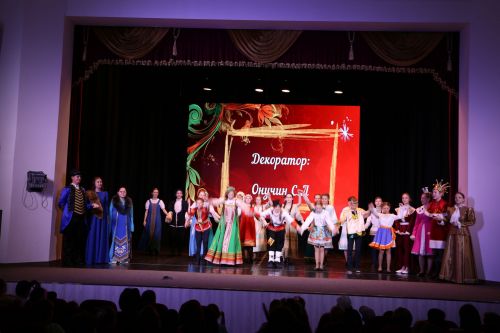 Фестиваль детского народного творчества и детская постановка: Как проходит День защиты детей в Алексеевском