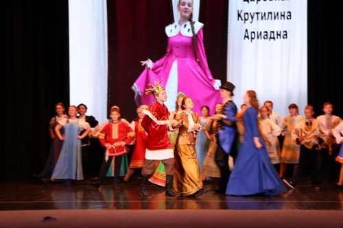 Фестиваль детского народного творчества и детская постановка: Как проходит День защиты детей в Алексеевском