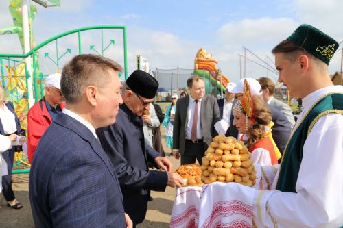 Главный федеральный инспектор по Татарстану поздравил алексеевцев с праздником Сабантуй
