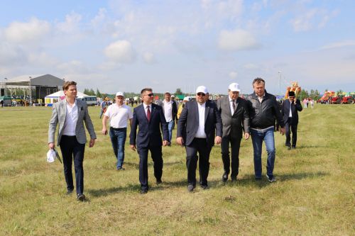 Главный федеральный инспектор по Татарстану поздравил алексеевцев с праздником Сабантуй
