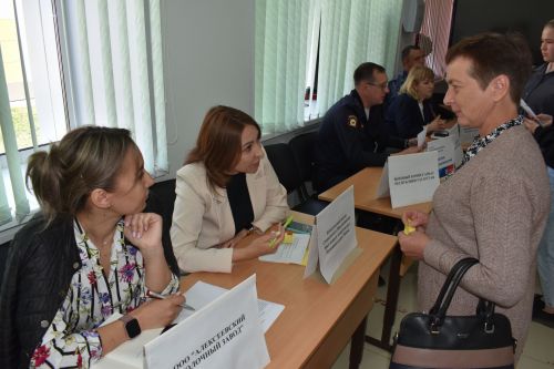 В Алексеевском прошла ярмарка вакансий