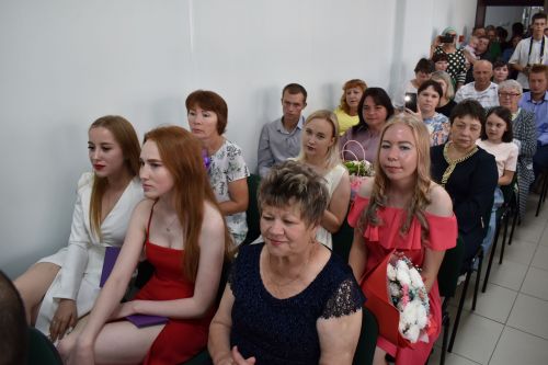 В Алексеевском аграрном колледже около ста студентов получили дипломы