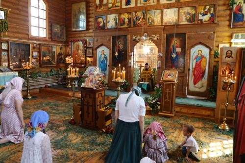 Фоторепортаж: В Куркуле дружно отпраздновали праздник Троицы
