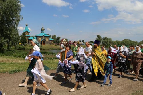 Фоторепортаж: В Куркуле дружно отпраздновали праздник Троицы