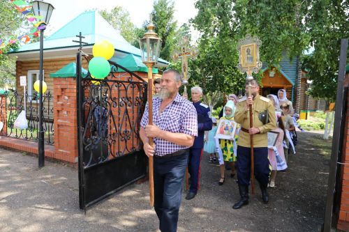 Фоторепортаж: В Куркуле дружно отпраздновали праздник Троицы