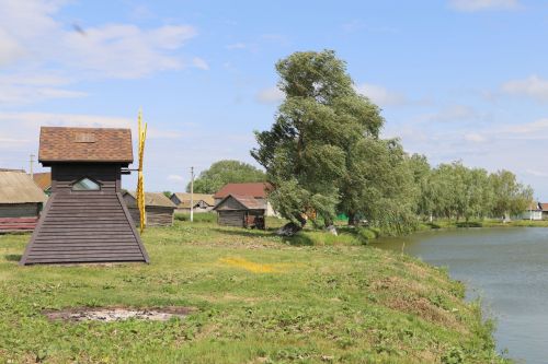 Фоторепортаж: В Куркуле дружно отпраздновали праздник Троицы
