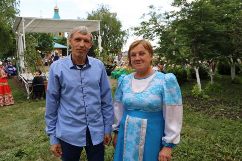 Фоторепортаж: В Куркуле дружно отпраздновали праздник Троицы