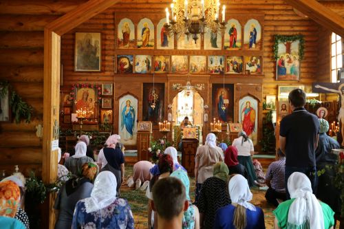 Фоторепортаж: В Куркуле дружно отпраздновали праздник Троицы