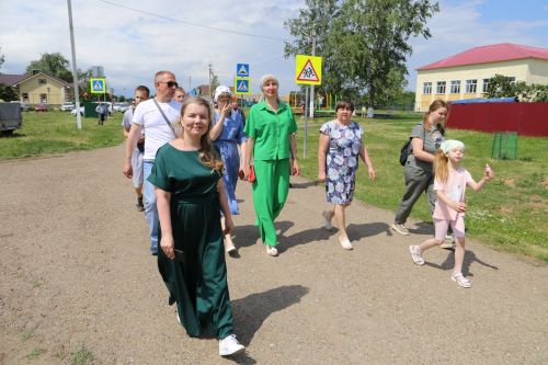 Фоторепортаж: В Куркуле дружно отпраздновали праздник Троицы