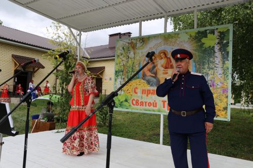 Фоторепортаж: В Куркуле дружно отпраздновали праздник Троицы