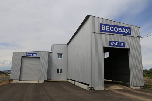 Раис Татарстана посетил новый зерновой терминал в Алексеевском районе
