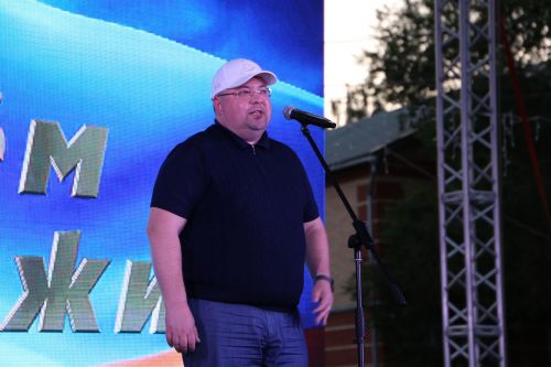 Море пены и зажигательная музыка: в Алексеевском отпраздновали День молодежи