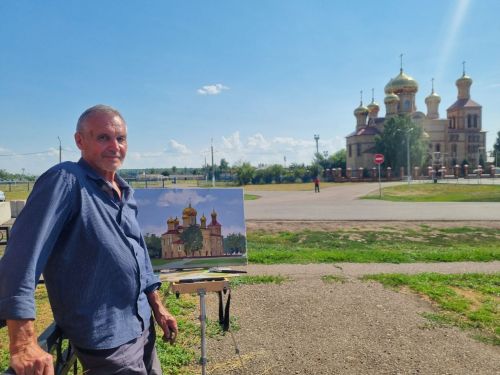Известный художник пишет картину храма Воскресения Христова