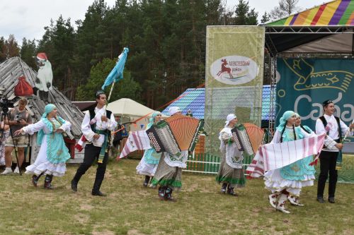 Борьба, игры, и национальная пища: алексеевцы провели Сабантуй во Владимире