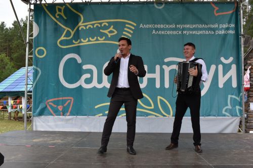 Борьба, игры, и национальная пища: алексеевцы провели Сабантуй во Владимире
