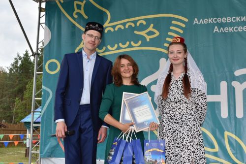 Борьба, игры, и национальная пища: алексеевцы провели Сабантуй во Владимире