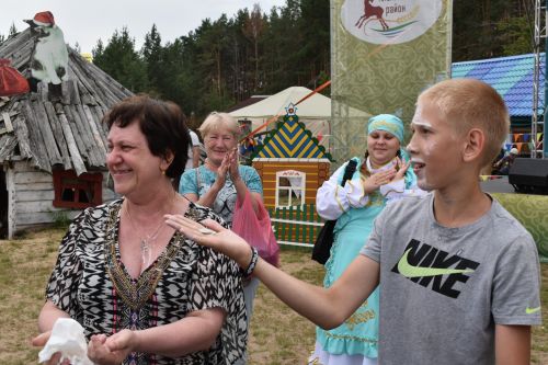 Борьба, игры, и национальная пища: алексеевцы провели Сабантуй во Владимире