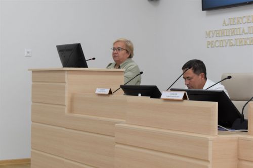 В Алексеевском состоялась рабочая сессия на тему наркотической и алкогольной зависимости среди населения
