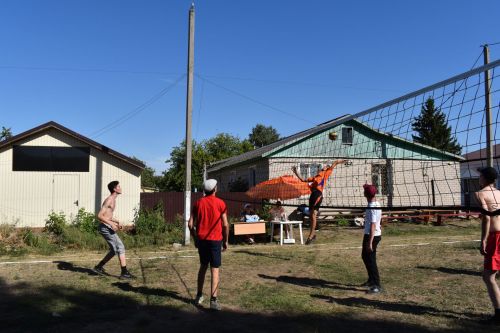 В Алексеевском состоялся волейбольный турнир православной молодежи