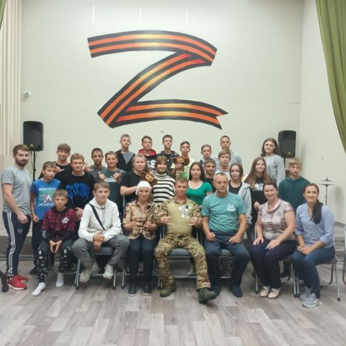 Герой в гостях у молодежи Билярска