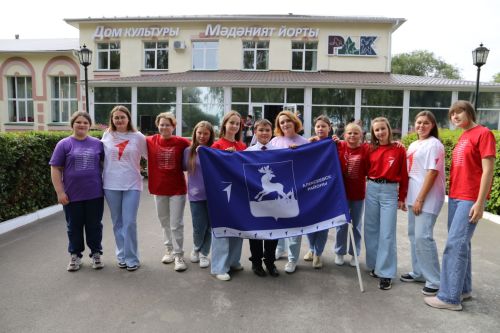 Педагогам Алексеевского района вручили награды и новые ноутбуки