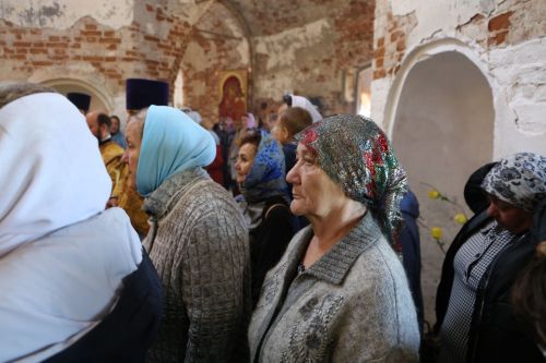 Епископ Чистопольский и Нижнекамский принял участие в торжествах в честь 230-летия храма в Караваево