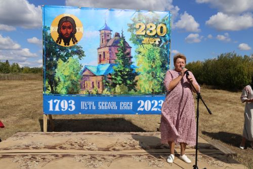 Епископ Чистопольский и Нижнекамский принял участие в торжествах в честь 230-летия храма в Караваево