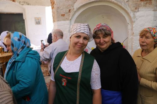 Епископ Чистопольский и Нижнекамский принял участие в торжествах в честь 230-летия храма в Караваево