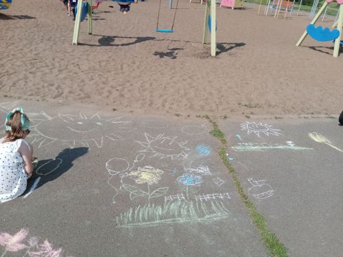 В Алексеевском парке «Дорожник» состоялась игровая программа «Сильный, ловкий, озорной»