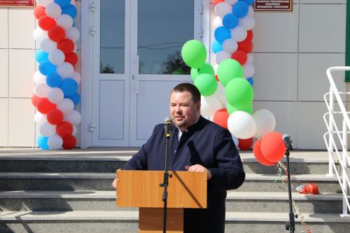 Министр лесного хозяйства Татарстана в обновленной Алексеевской детской школе искусств провел открытый урок «Разговоры о важном»