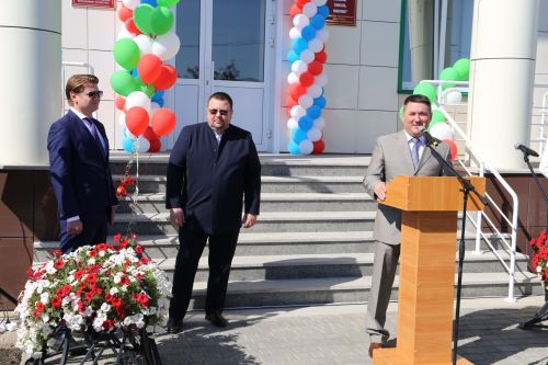 Министр лесного хозяйства Татарстана в обновленной Алексеевской детской школе искусств провел открытый урок «Разговоры о важном»