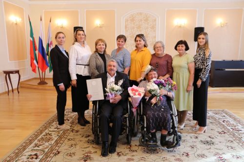 В Алексеевском отношения узаконили влюбленные люди с ограниченными возможностями