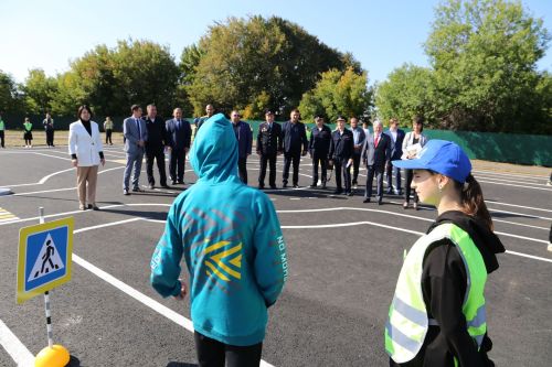 Герой России Расим Баксиков принял участие в открытии детского автогородка в Алексеевском