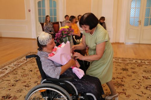 В Алексеевском отношения узаконили влюбленные люди с ограниченными возможностями