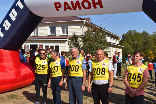 Четыре сотни алексеевцев стартовали в забеге «Кросса нации – 2023»