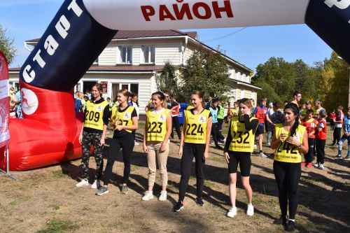 Четыре сотни алексеевцев стартовали в забеге «Кросса нации – 2023»