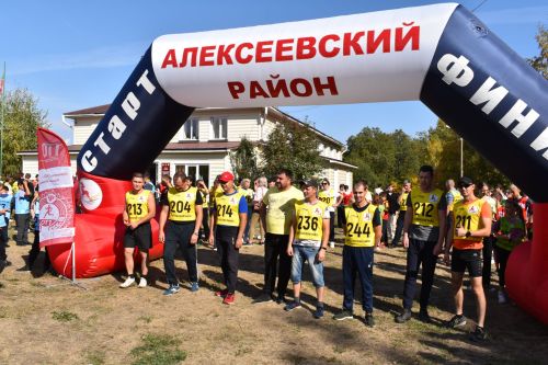 Четыре сотни алексеевцев стартовали в забеге «Кросса нации – 2023»