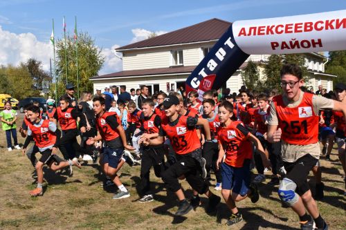 Четыре сотни алексеевцев стартовали в забеге «Кросса нации – 2023»