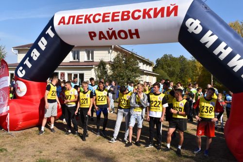 Четыре сотни алексеевцев стартовали в забеге «Кросса нации – 2023»