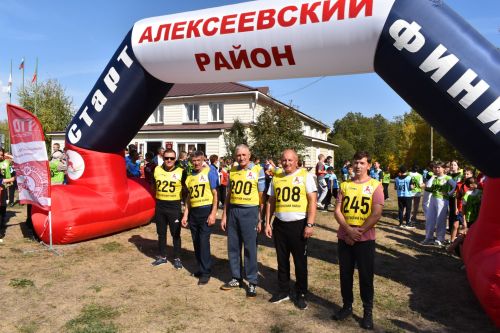 Четыре сотни алексеевцев стартовали в забеге «Кросса нации – 2023»