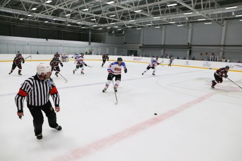 Алексеевские хоккеисты разгромили соперника в матче-открытии турнира на Кубок «Элгрант»