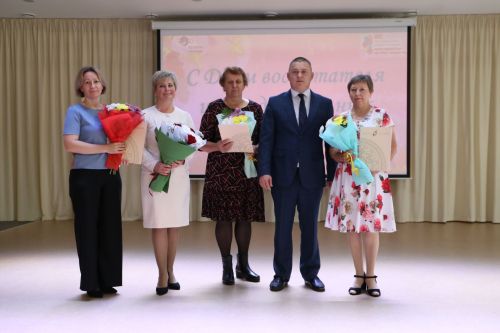 Воспитателей Алексеевского района чествовали в их профессиональный праздник