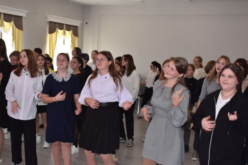 «Первые» принесли клятву: в Алексеевском прошла церемония посвящения в новую молодежную организацию
