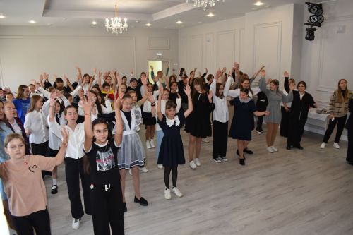 «Первые» принесли клятву: в Алексеевском прошла церемония посвящения в новую молодежную организацию