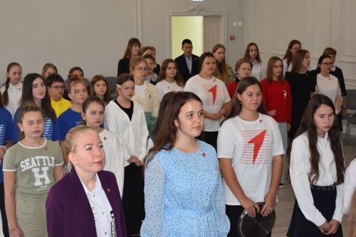 «Первые» принесли клятву: в Алексеевском прошла церемония посвящения в новую молодежную организацию
