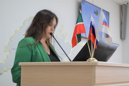 В Алексеевском за активную общественную деятельность наградили участников профсоюзов
