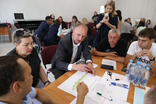 В Алексеевском состоялось первое общественное обсуждение концепции развития набережной реки Камы