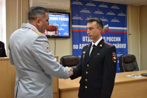 В Алексеевском наградили лучших полицейских