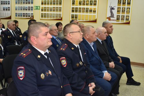 В Алексеевском наградили лучших полицейских