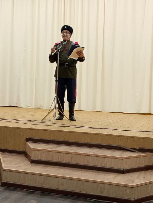 В Больших Полянках состоялся праздничный концерт, посвящённый Дню матери